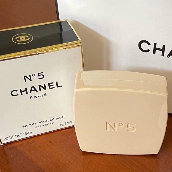 Chanel No 5 Bath Soap - Picture 2 of 3